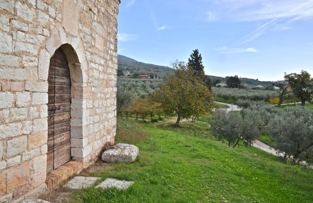 Cosa fare in Umbria? Vieni a camminare a Trevi